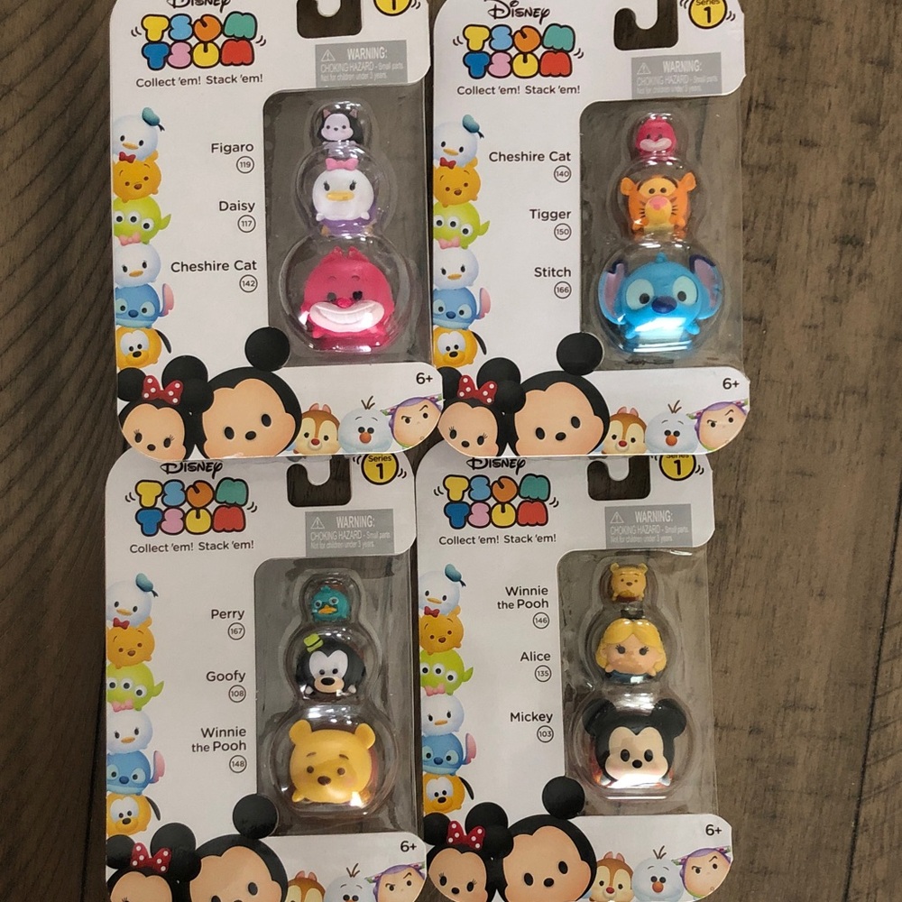 Disney Tsum Tsum Character Collection - Collet ‘em Stack sealed in package Lot